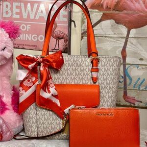 Michael Kors Jet Set Front Pocket Tote 3 piece set